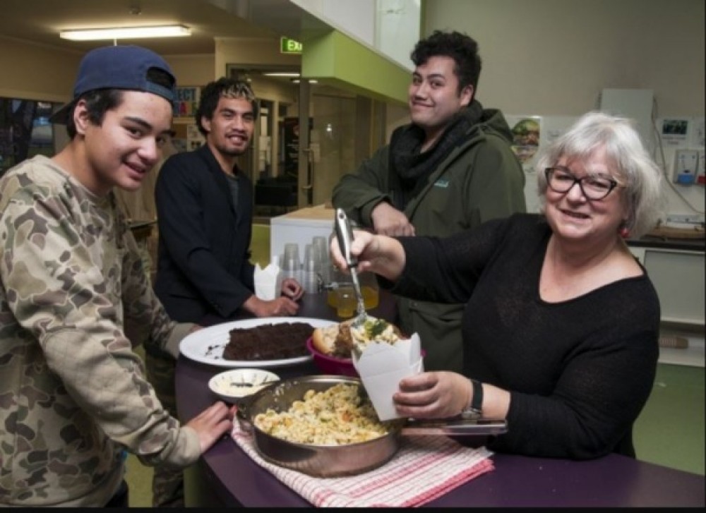 If you were to drop in to the Rotorua Youth Centre on Thursdays, 3‒7pm when the Skill Share Café is in full swing, you could combine learning life skills with a meal.